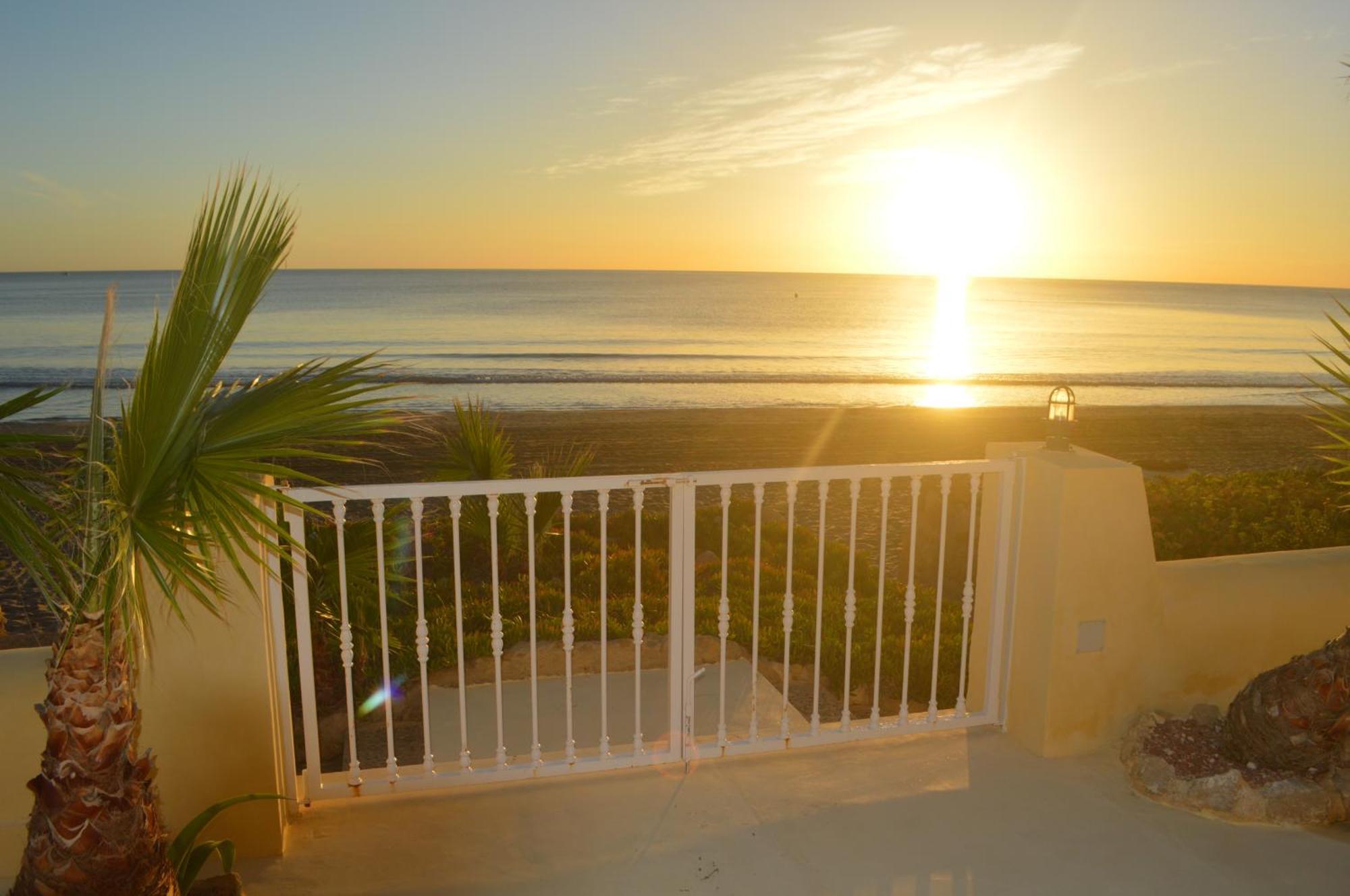 Excepcional Apartamento Loft A Pie De Playa En Chalet Roquetes 阿利坎特 外观 照片
