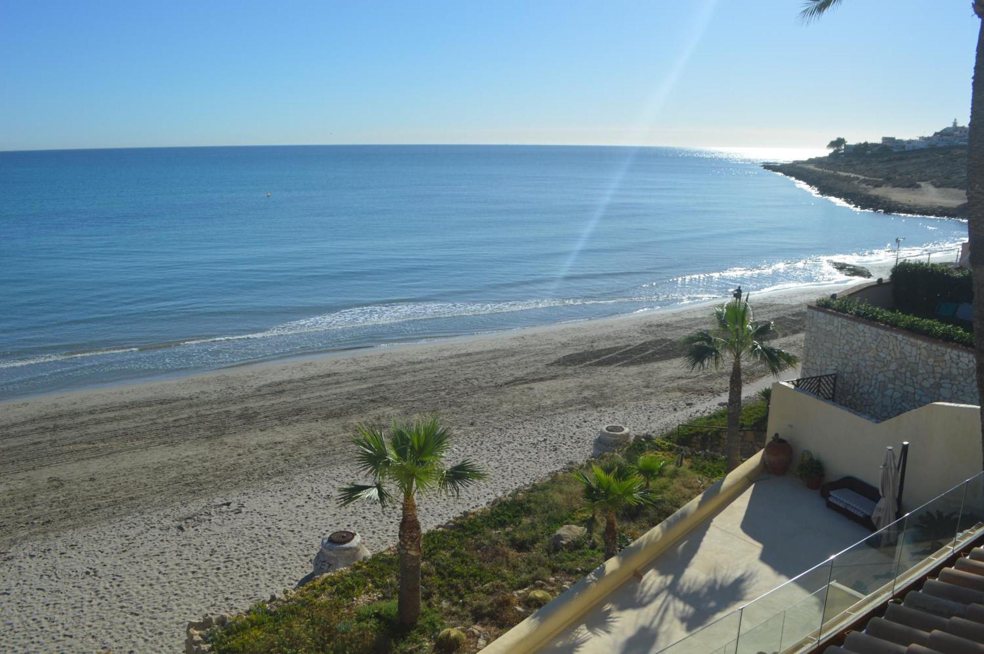 Excepcional Apartamento Loft A Pie De Playa En Chalet Roquetes 阿利坎特 外观 照片