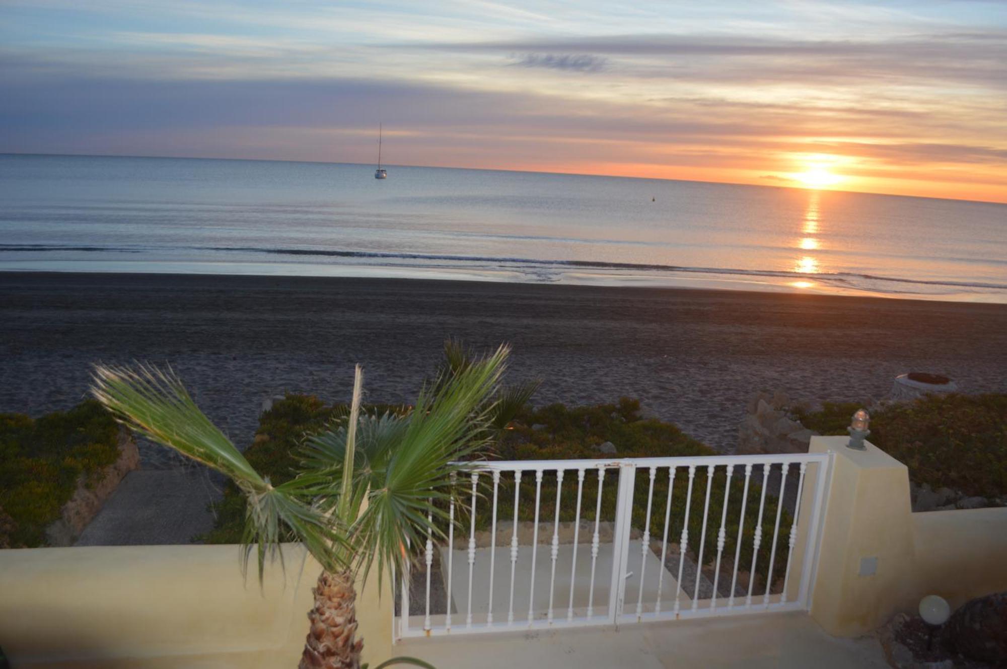 Excepcional Apartamento Loft A Pie De Playa En Chalet Roquetes 阿利坎特 外观 照片