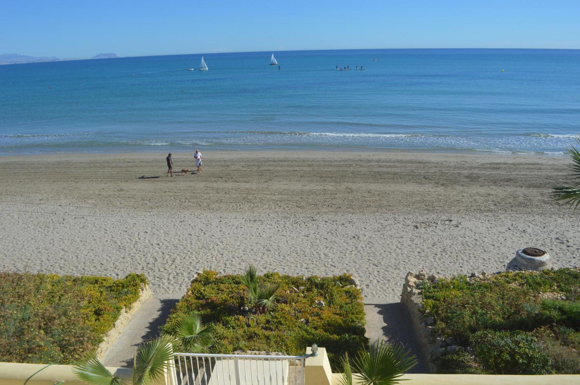 Excepcional Apartamento Loft A Pie De Playa En Chalet Roquetes 阿利坎特 外观 照片